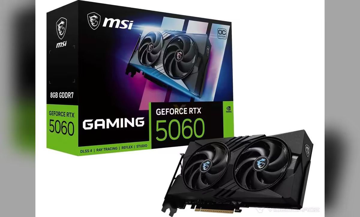 RTX 5060 GB205 die harvesting Nvidia Blackwell architecture GPU montage carré vs rectangulaire